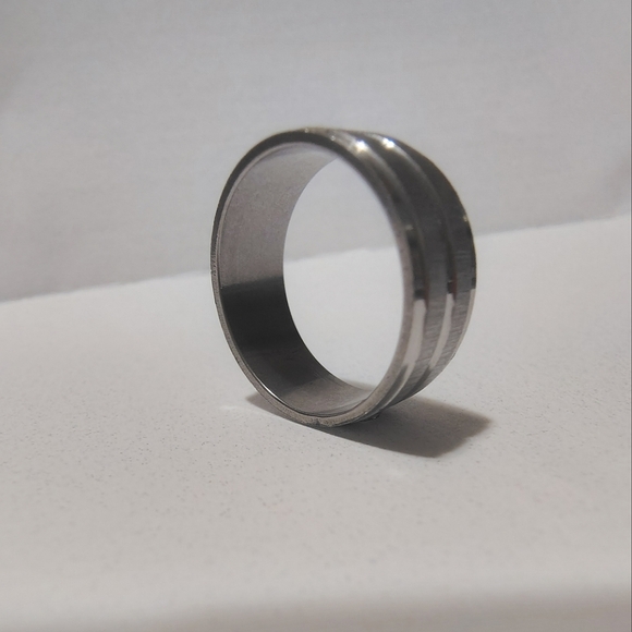 Stainless steel ring - Picture 2 of 2